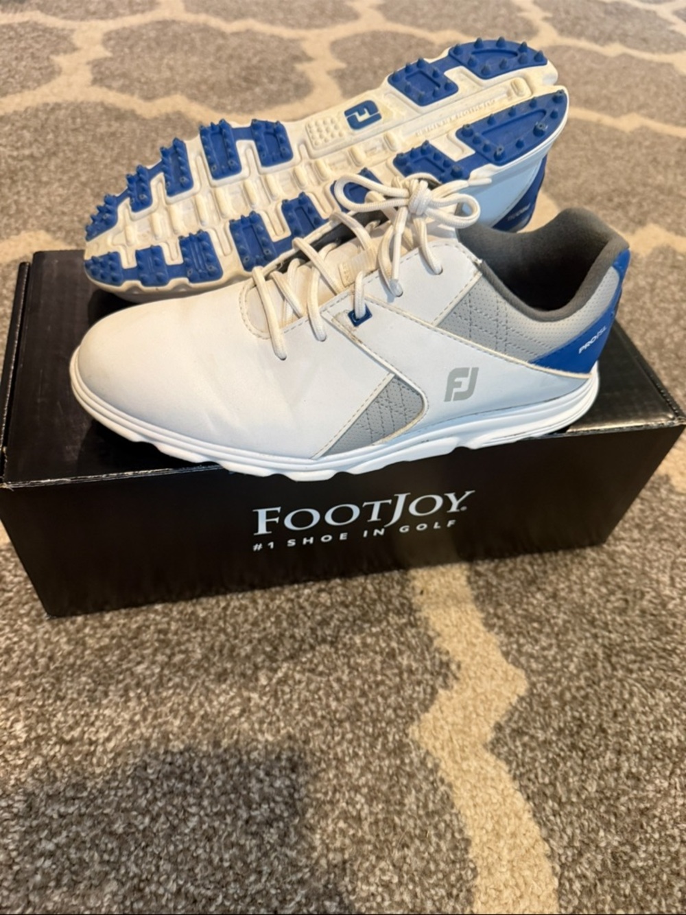 FootJoy White and Blue Boys Golf Shoes